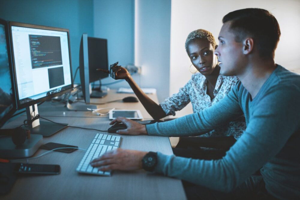 Hospedagem de sites compartilhada vs. hospedagem VPS: qual escolher?