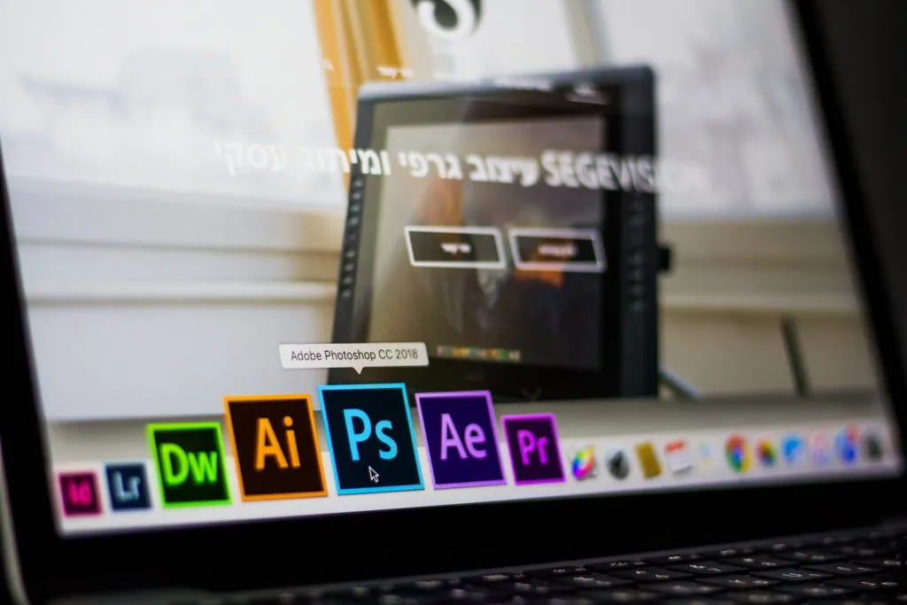 The Complete Beginner Guide For Photoshop CC 1 The Complete Beginner Guide For Photoshop CC